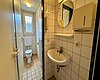 Toilettenanlage - Damen und Herren-WC separiert