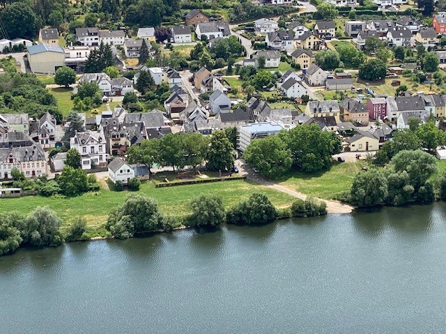In prominenter Lage - Moselresidenz Nussbaumallee